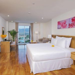 Suite City View